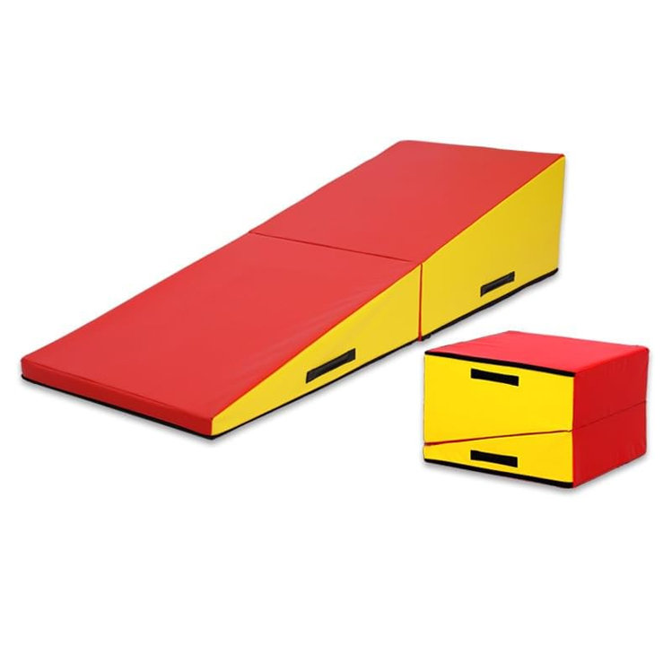 Folding Incline Gymnastics Mat